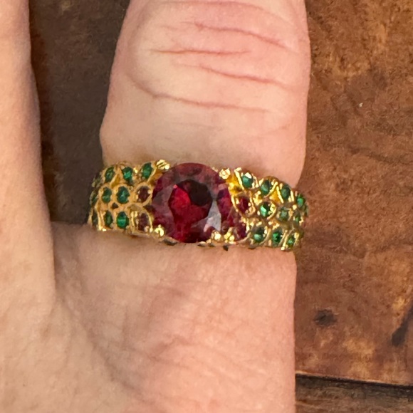 Bohemian Ruby, Lab, Micro-Encrusted stones Colorful Yellow Gold Color Leaf Ring - Picture 3 of 13
